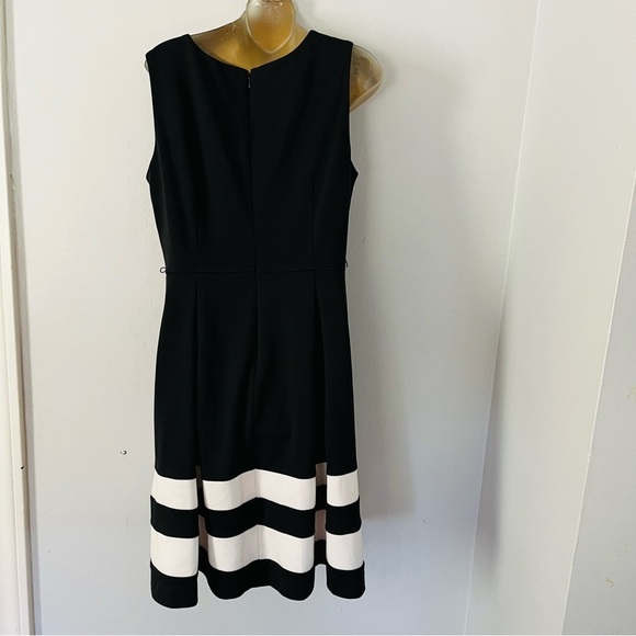 Calvin Klein euro summer Elegant Black and White flare Dress - Picture 6 of 7